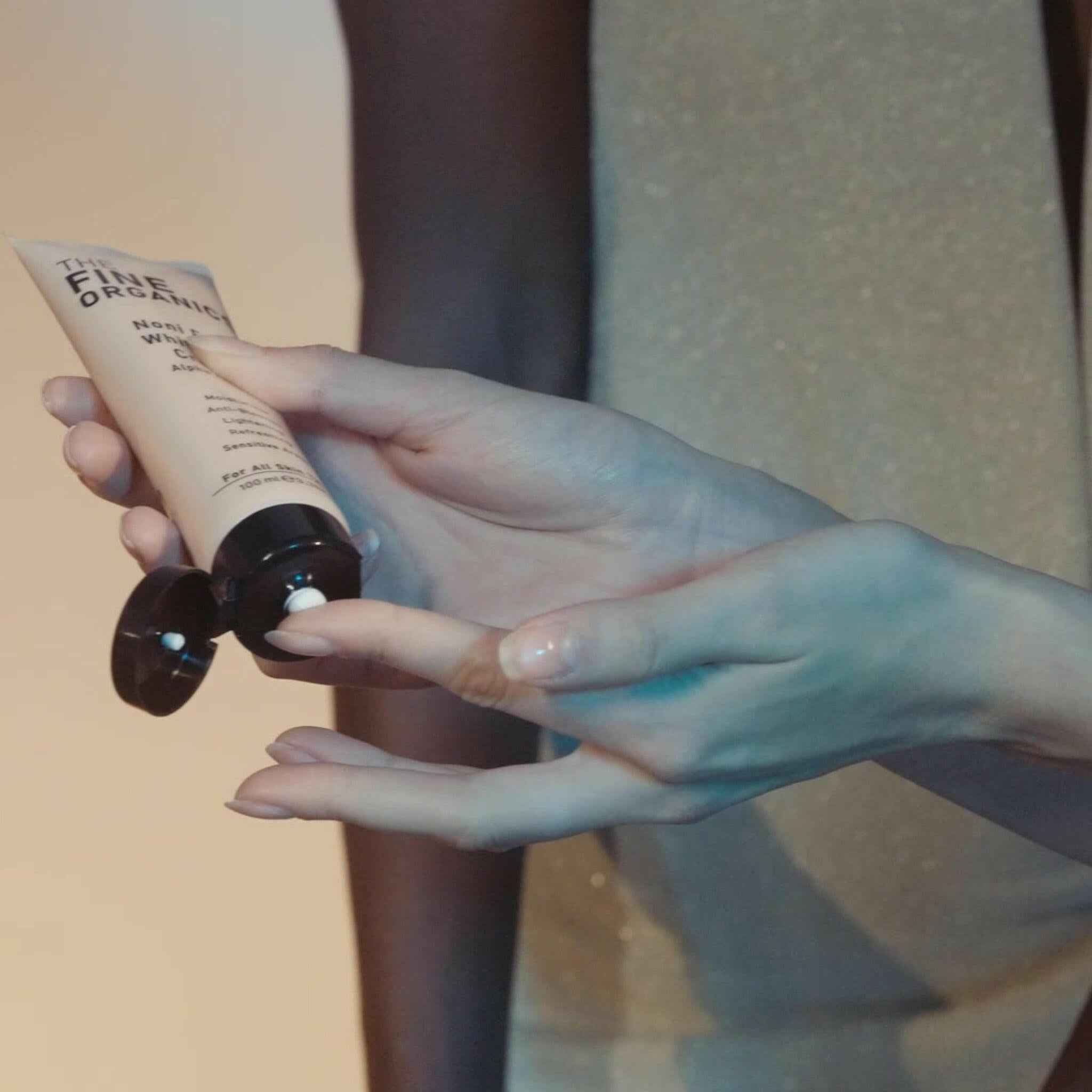 Noni Fruit Whitening Cream - THE FINE ORGANICS